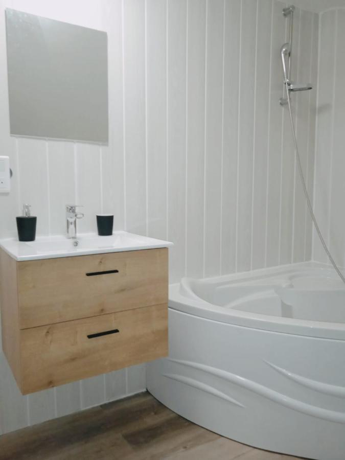 Cosy Et Moderne Centre Ville Gourin Ngoại thất bức ảnh